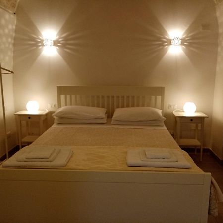 Studio Flat In White City Ostuni Exterior photo
